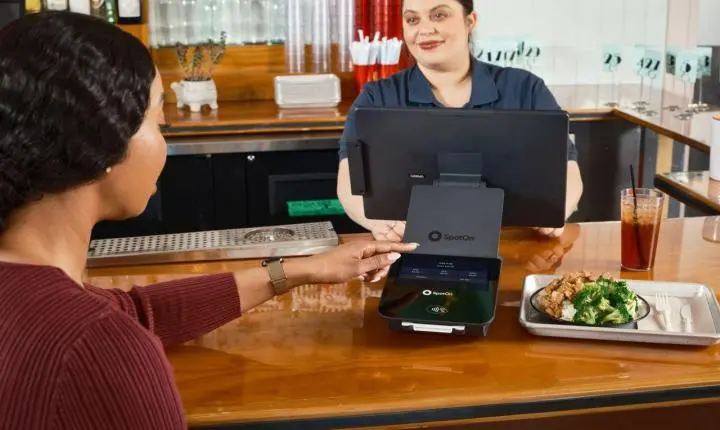 Bares e restaurantes seguram preços e absorvem inflação para evitar queda no movimento de clientes