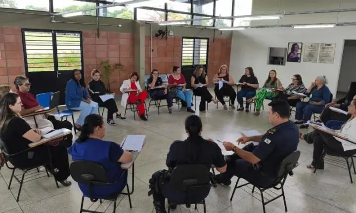 Comitê de Enfrentamento à Violência contra a Mulher se reúne em Araras