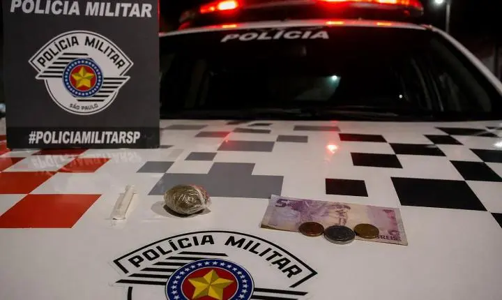 Dois homens são detidos com drogas dentro de centro esportivo durante operação da PM em Araras