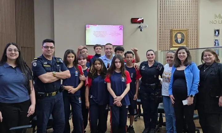 Escola Legislativa e Patrulha Maria da Penha promovem ação de enfrentamento à violência contra a mulher com alunos da Ivan Inácio de Oliveira Zurita