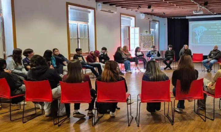 Estudantes participam de evento “Festa das Árvores: Cultura, Memória e Meio Ambiente”