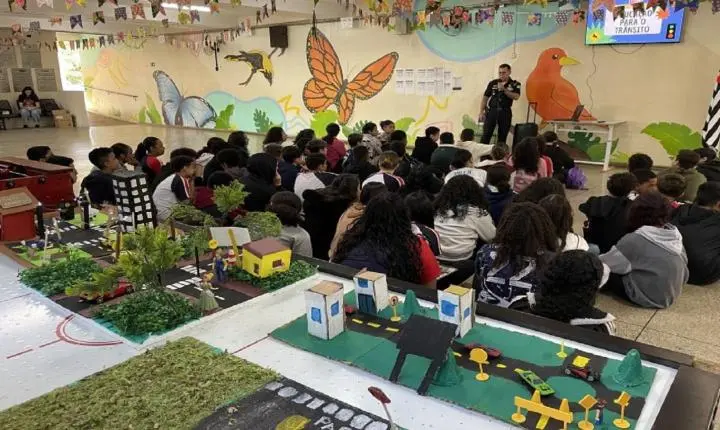 Maio Amarelo: Demutran realiza palestra na Emef Prof. Leonaldo Zornoff