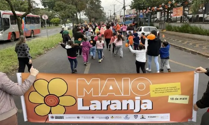 Maio Laranja: alunos da Emef Padre Hercílio Bertolini participam de passeata