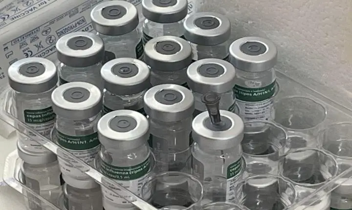 Mais de 440 pessoas foram vacinadas contra a gripe no sábado