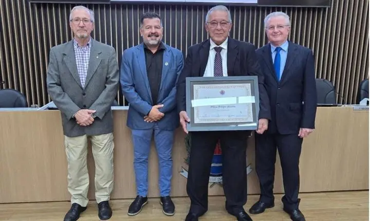Mário Sérgio Macedo recebe o Título de Cidadão Ararense