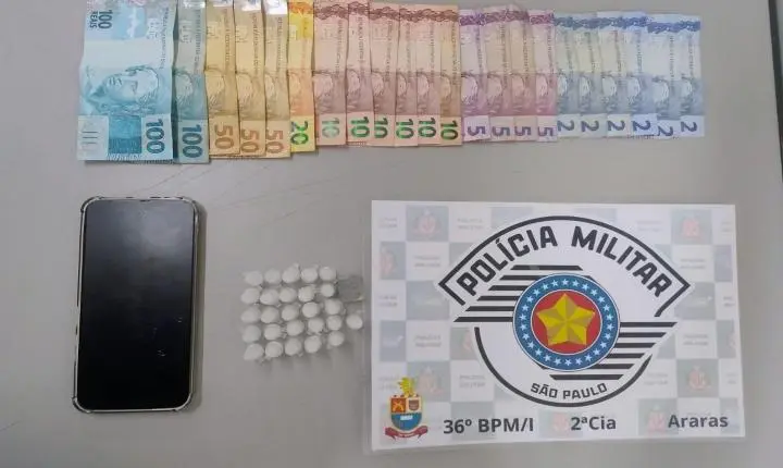 Polícia Militar prende homem por tráfico de drogas no Parque das Árvores em Araras SP