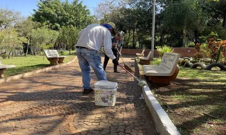 Prefeitura inicia manutenção no Parque Ecológico
