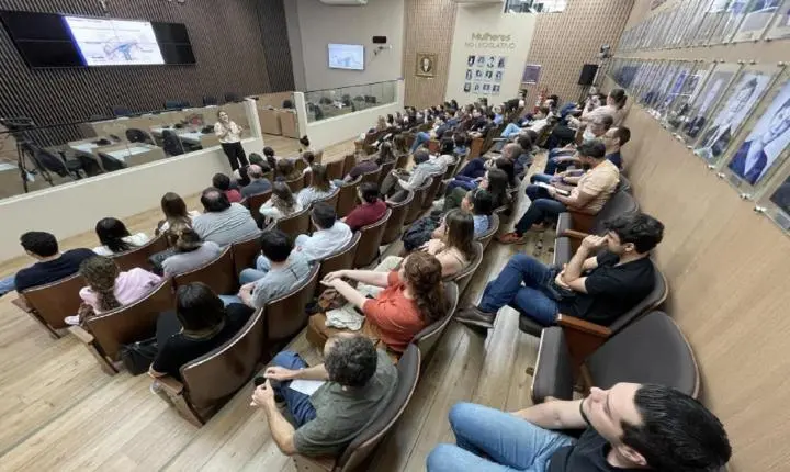 Secretaria da Saúde promove palestra sobre meningites e encefalites